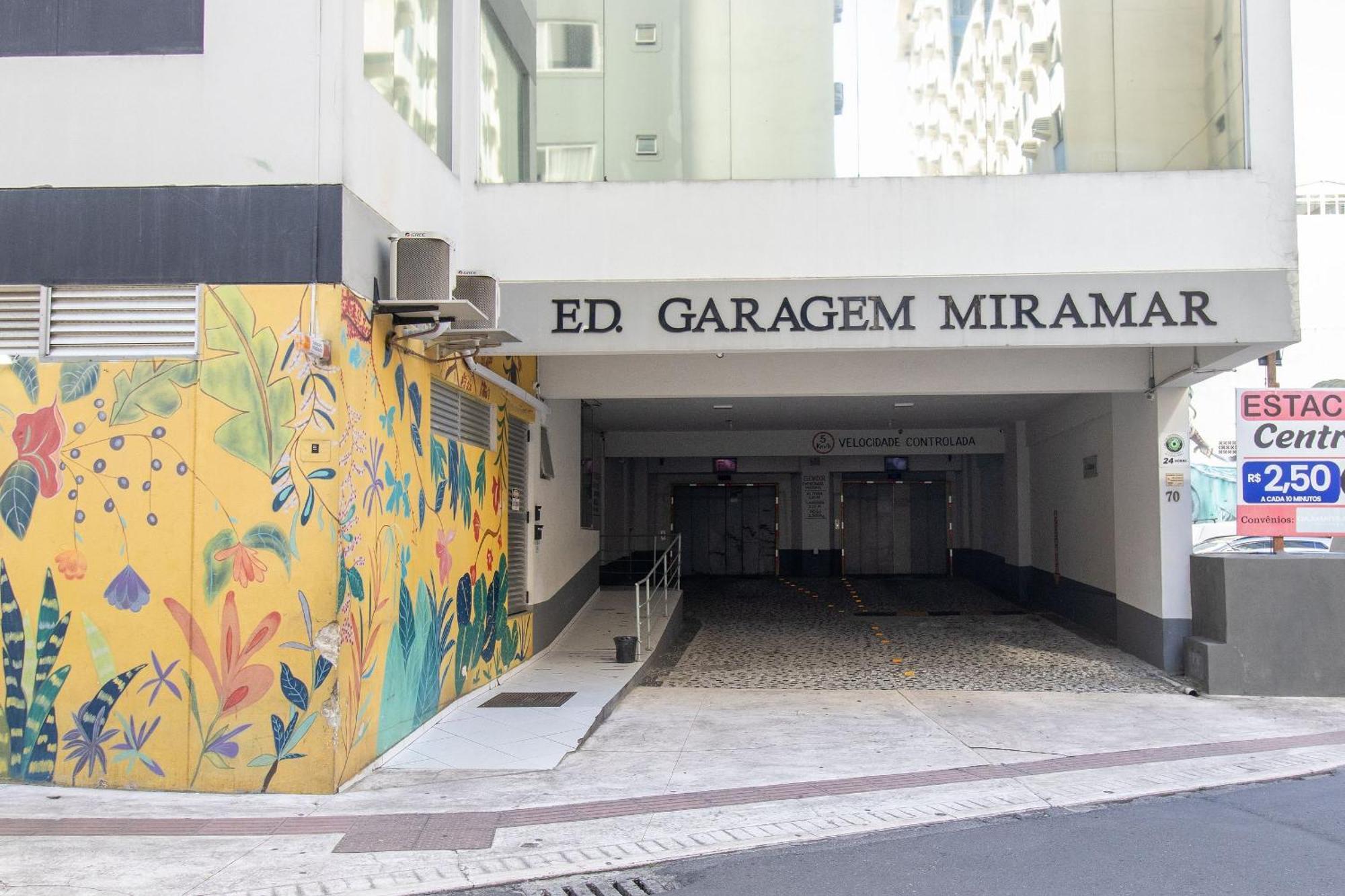 Balneário CamboriúClr84 - Calcadao, Garagem, 1 Dorm Climatizadoアパートメント エクステリア 写真